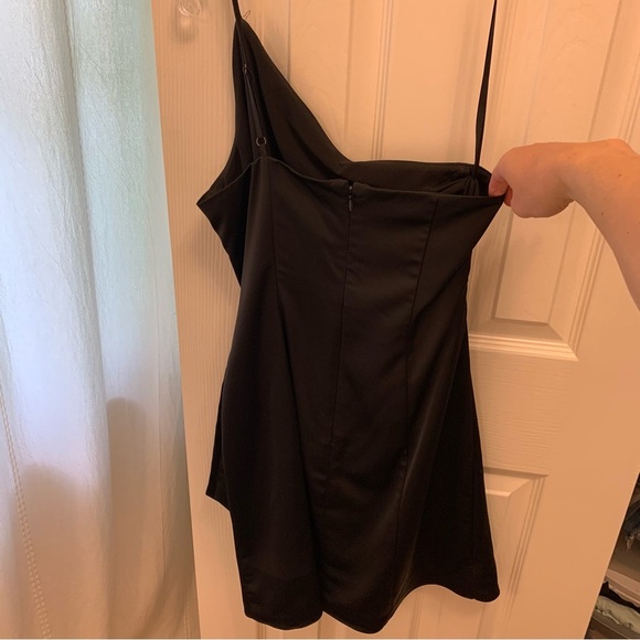 Gianni Bini Black Asymmetrical One Shoulder Cocktail Dress - Picture 7 of 8